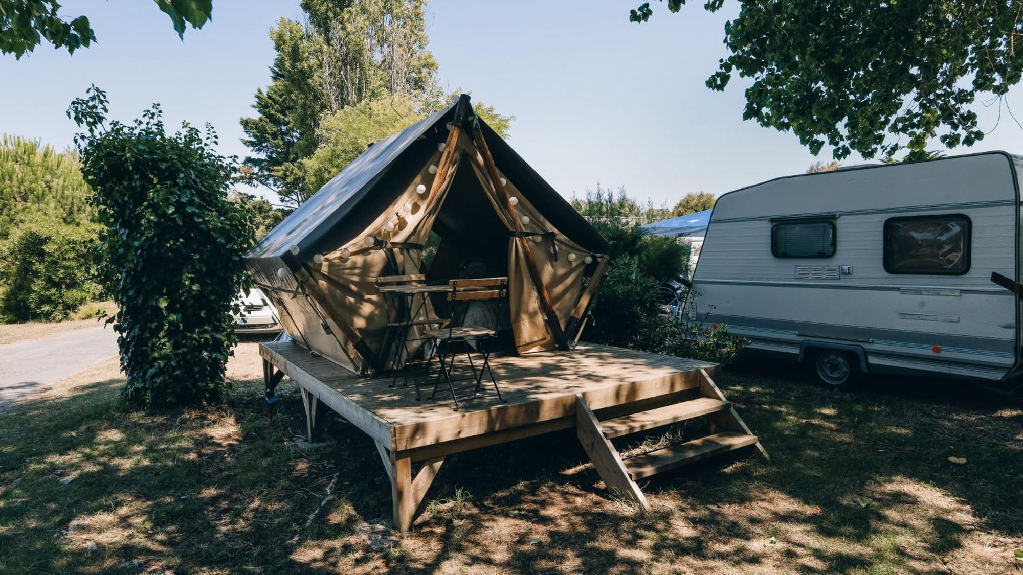 Camping La Pree Les Portes-en-Re الغرفة الصورة
